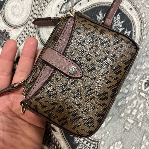 Dkny Bags Dkny Micro Mini Bag Crossbody Whit Cardholder Brown Whit